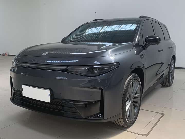 Zdjęcie 1 - Leapmotor C16