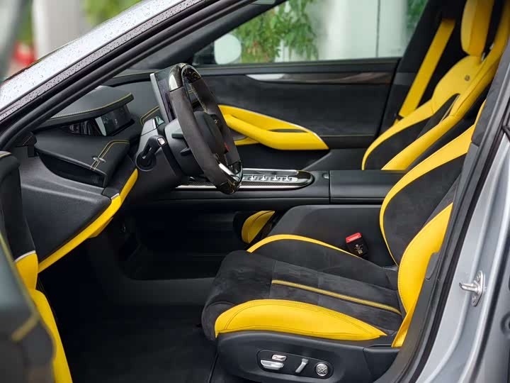 2025 Xiaomi SU7 Ultra