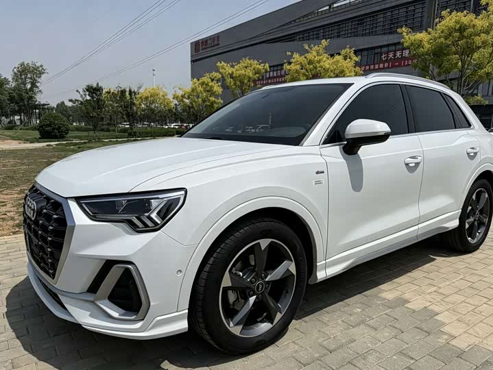 Фото 5 - Audi Q3