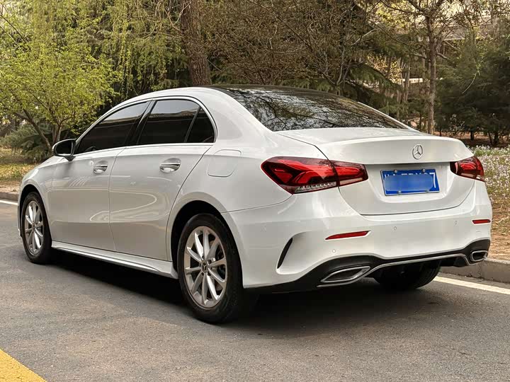 Zdjęcie 7 - Mercedes-Benz A-Class