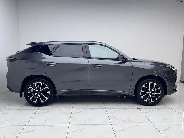 Changan UNI-Z Hybrid 2024 2024款 蓝鲸智电iDD 125km 卓越型