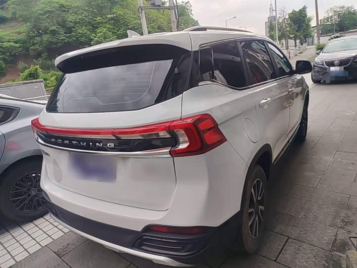 Фото 7 - Dongfeng Forthing T5