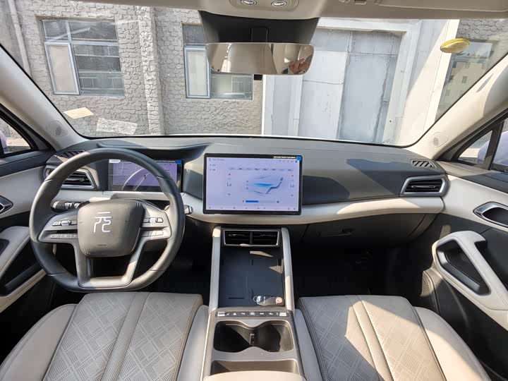 BYD Yuan Up 2025 2025款 智驾版 401KM 领先型