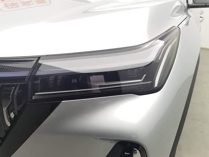 Geely Atlas L 2025 2025款 第四代 2.0TD DCT 热爱