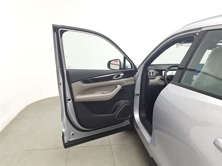 Geely Atlas L 2025 2025款 第四代 2.0TD DCT 热爱