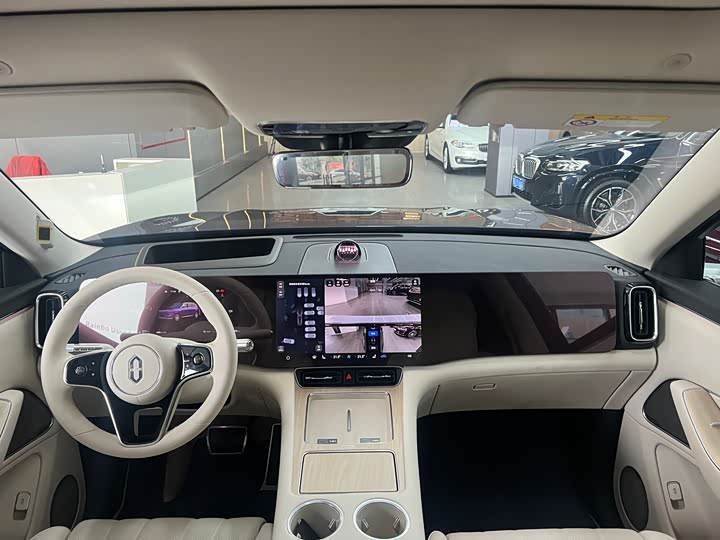 Aito M8 2025 2025款 增程 Max+版 53.4kWh 5座版 (192线激光雷达）