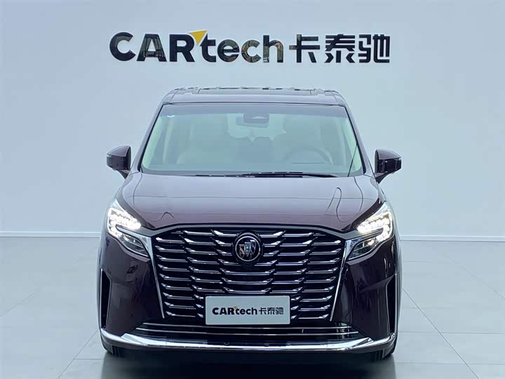 Фото 2 - Buick GL8 ES