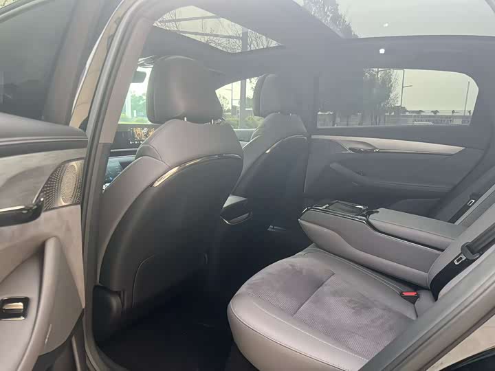 Voyah Passion 2024 2024款 PHEV 四驱超长续航行政版
