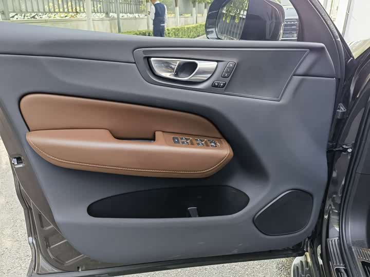 Zdjęcie 7 - Volvo XC60