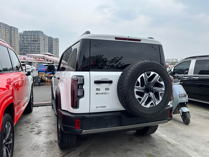 BAIC Beijing BJ40 2026 2026款 2.0T 汽油标准版