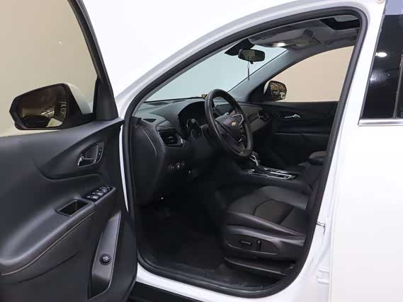 Фото 6 - Chevrolet Equinox