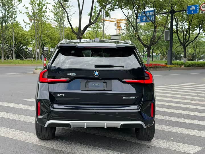 Фото 4 - BMW X1