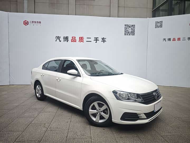 Фото 3 - Volkswagen Lavida