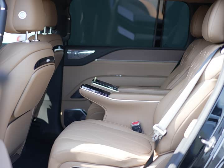 BYD Yangwang U8 2025 2025款 鼎世版