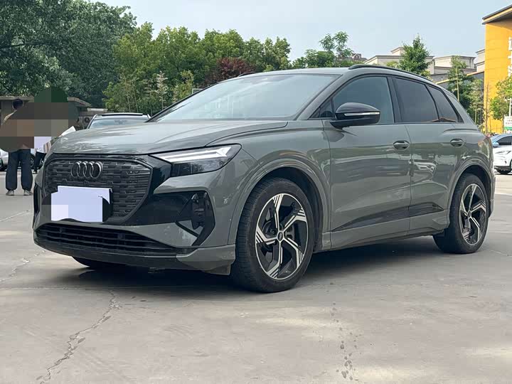 Audi Q4 e-tron 2024 2024款 50 e-tron quattro 创境曜夜版