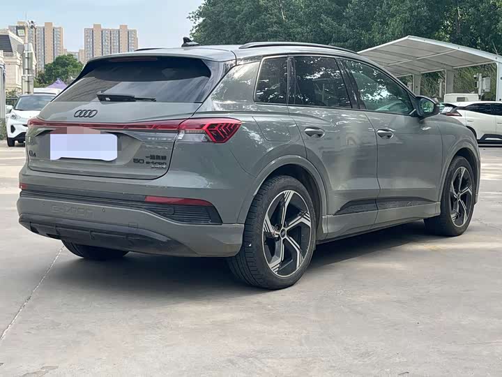 Audi Q4 e-tron 2024 2024款 50 e-tron quattro 创境曜夜版