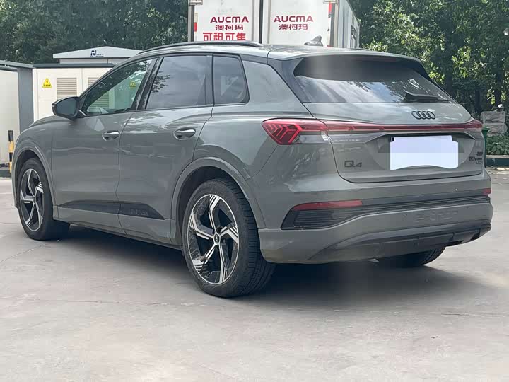 Audi Q4 e-tron 2024 2024款 50 e-tron quattro 创境曜夜版