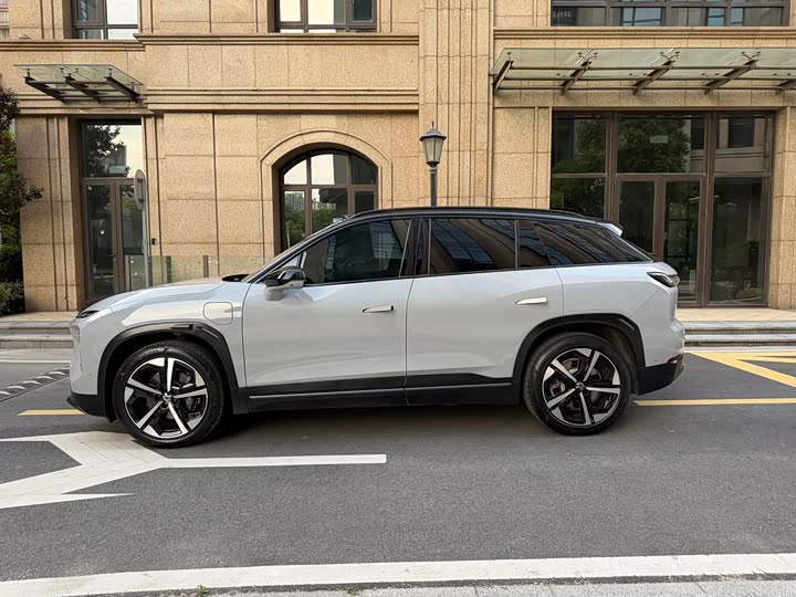 2022 Nio ES7
