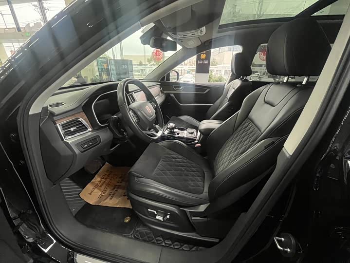 Hongqi HS7 2022 2022款 2.0T DCT两驱智联旗享版 五座
