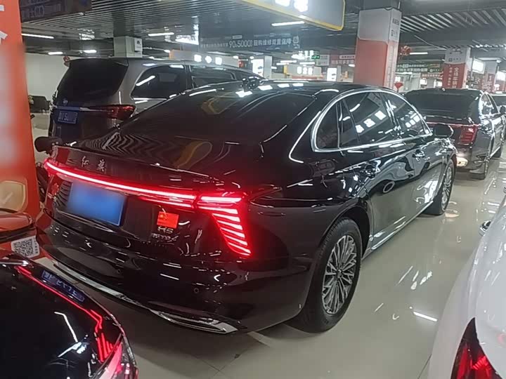 Фото 7 - Hongqi H5