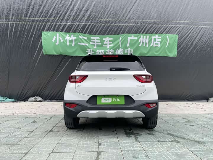Kia KX1 2021 2021款 1.4L CVT趣享天窗款