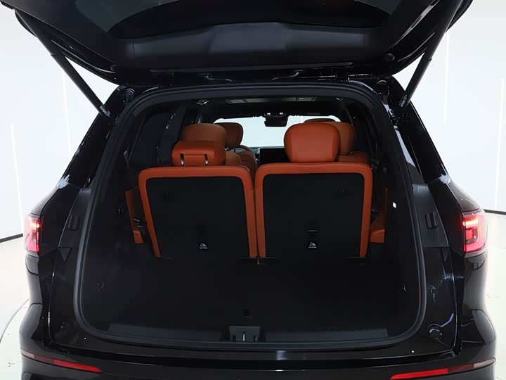 Geely Galaxy M9 2025 2025款 210km 四驱领航版