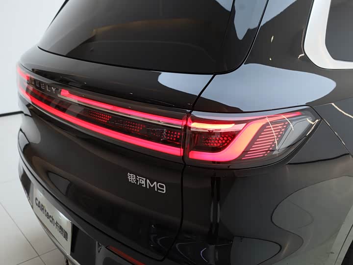 Geely Galaxy M9 2025 2025款 210km 四驱领航版