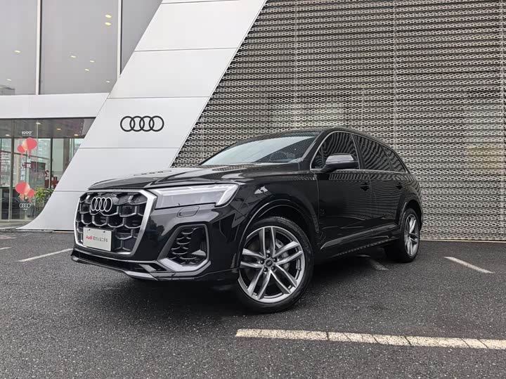 Audi Q7 2025 2025款 55 TFSI quattro S line运动型