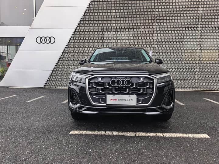 Audi Q7 2025 2025款 55 TFSI quattro S line运动型