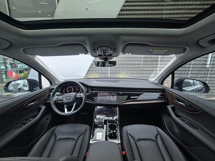 Audi Q7 2025 2025款 55 TFSI quattro S line运动型