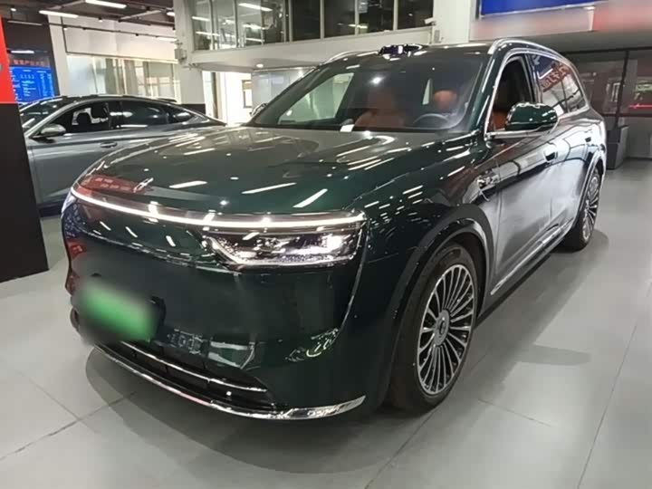 Aito M8 2025 2025款 增程 Ultra版 53.4kWh 6座版 (192线激光雷达）