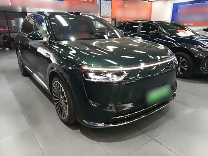 Aito M8 2025 2025款 增程 Ultra版 53.4kWh 6座版 (192线激光雷达）