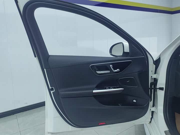 Фото 7 - Mercedes-Benz C-Class