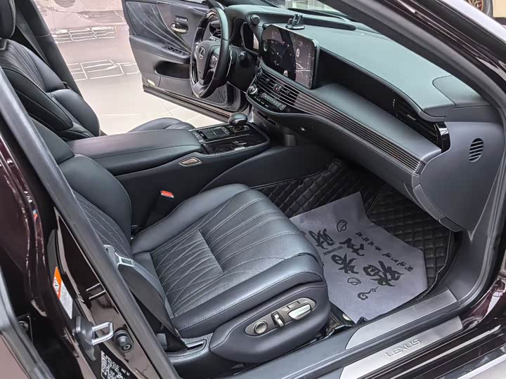 Lexus LS 2021 2021款 500h 豪华版