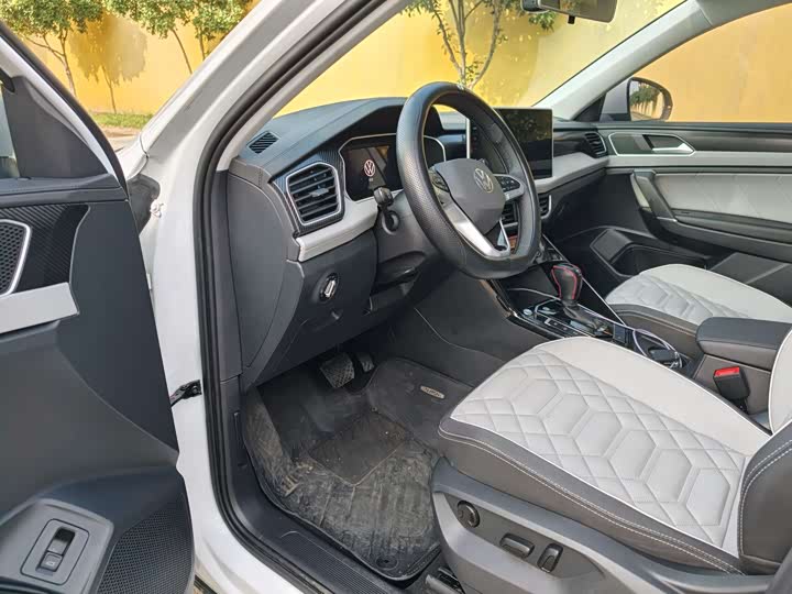 Фото 9 - Volkswagen Tayron