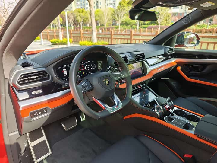 Lamborghini Urus SE 2025 2025款 4.0T 标准版