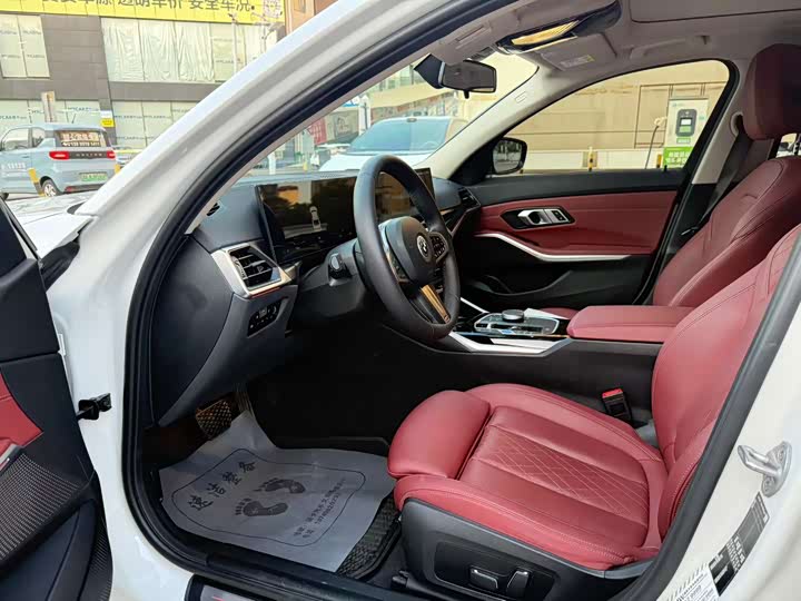 Фото 4 - BMW i3