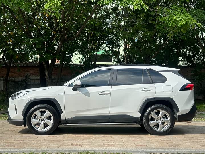 Toyota RAV4 2021 2021款 双擎 2.5L E-CVT两驱精英版