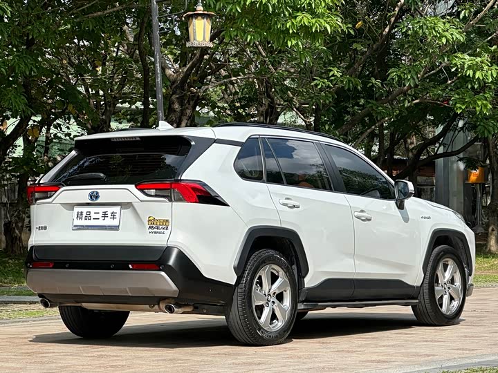 Toyota RAV4 2021 2021款 双擎 2.5L E-CVT两驱精英版
