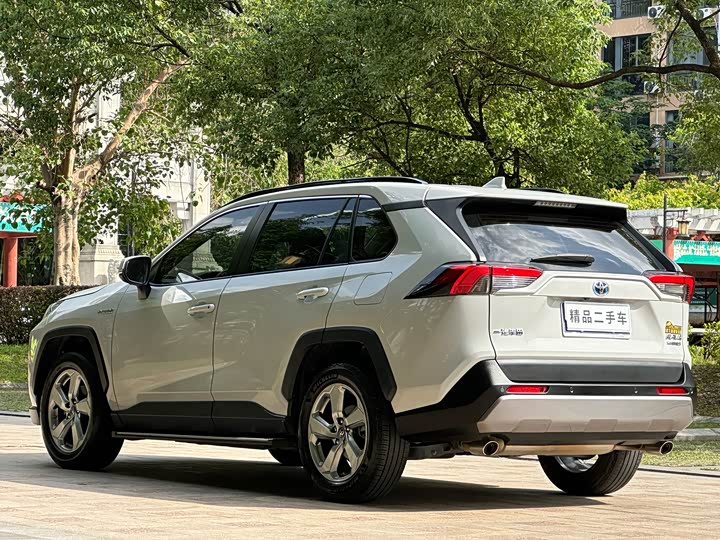 Toyota RAV4 2021 2021款 双擎 2.5L E-CVT两驱精英版