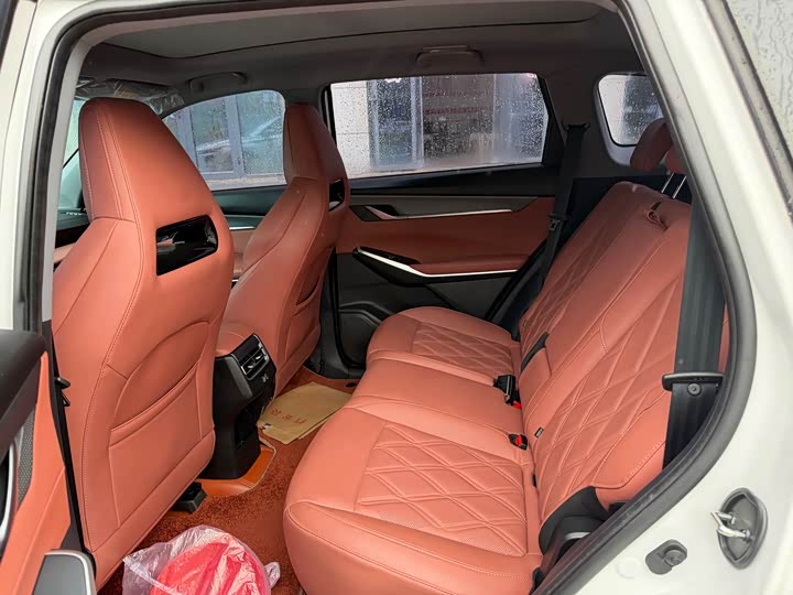 Zdjęcie 7 - Changan CS75 Plus