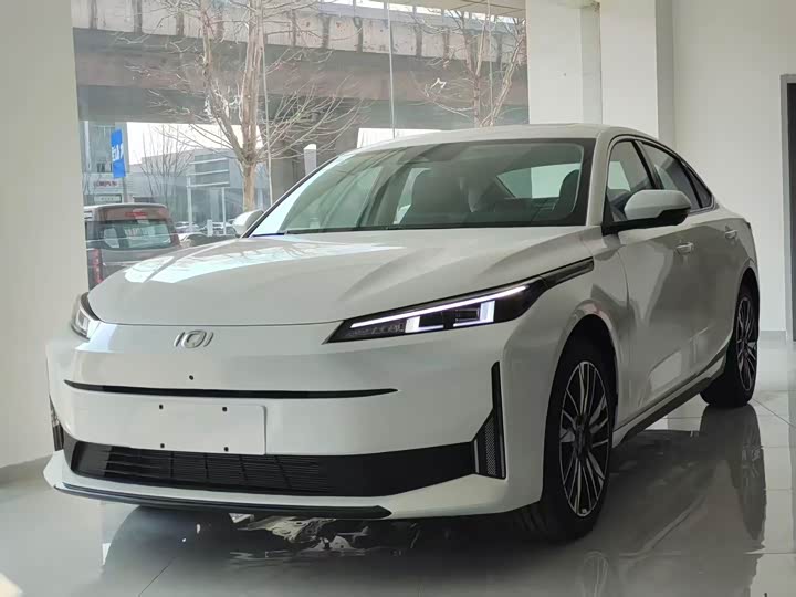 Фото 1 - Changan Qiyuan (Nevo) A05