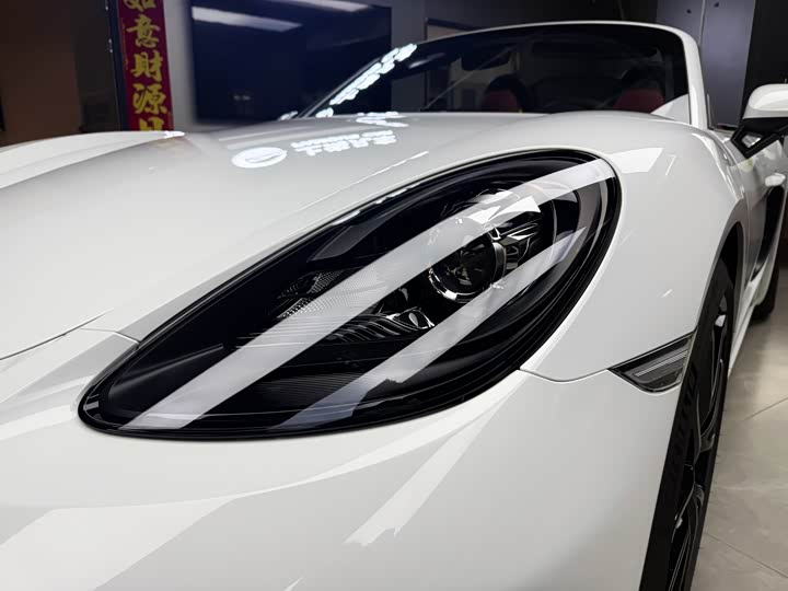 Photo 7 - Porsche 718