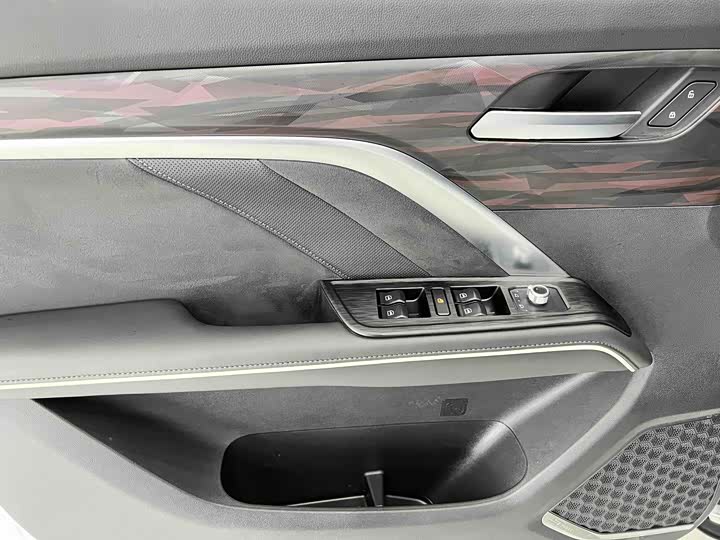 Фото 7 - Haval H6