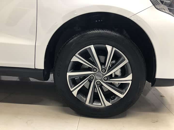 Geely Vision X6 2021 2021款 PRO 1.4T 自动尊贵型