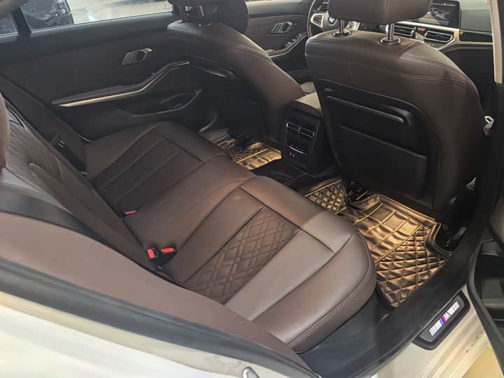 Фото 4 - BMW 3 Series