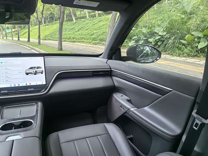 Dongfeng Yipai eπ 008 2026 2026款 六座纯电家悦版