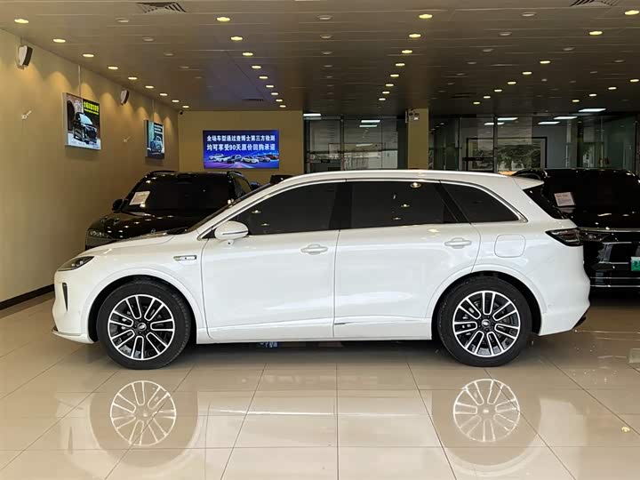 2025 Shangjie (Huawei × SAIC) H5