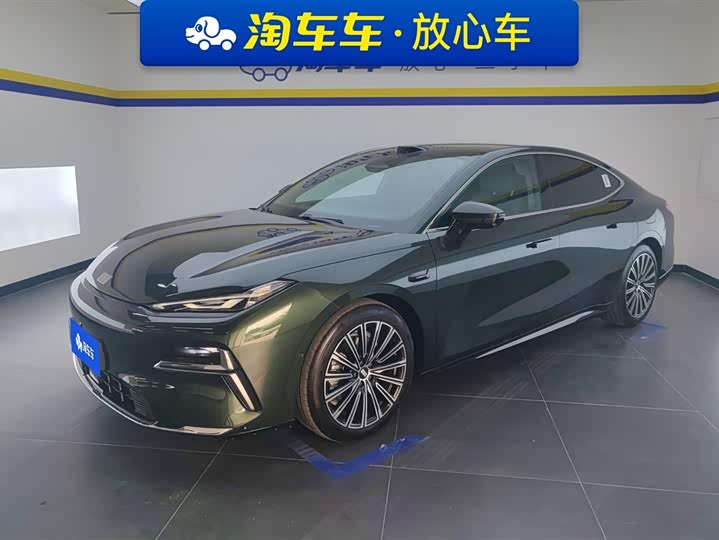 Фото 1 - Geely Galaxy Starshine 8 EM-i