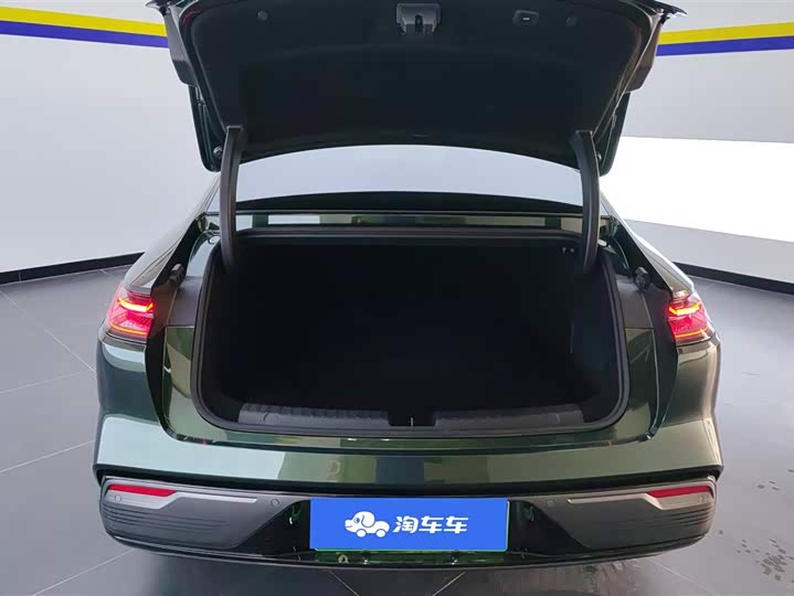 Фото 4 - Geely Galaxy Starshine 8 EM-i